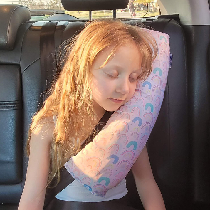 ALMOHADON CINTURON AUTO - ARCO IRIS